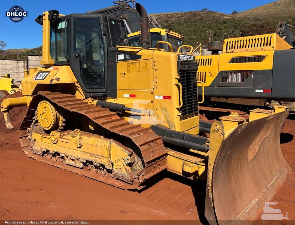 Trator de Esteira Caterpillar D6N XL