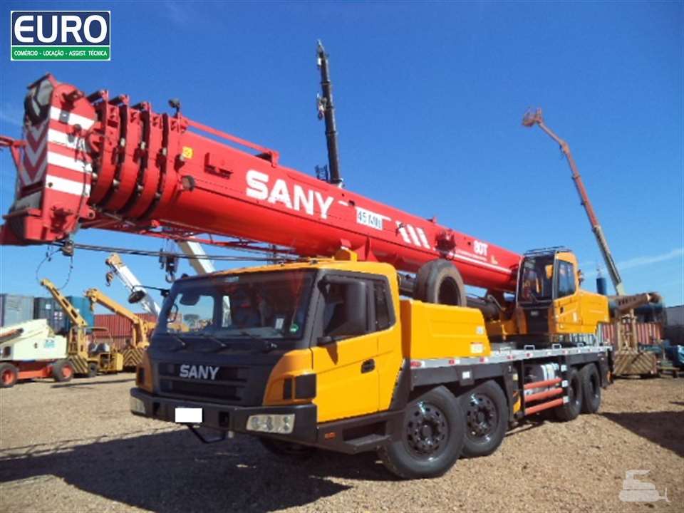 Guindaste Sany STC800