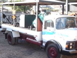 Caminhão Mercedes-Benz L-1114 2p (diesel)