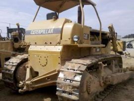 Trator de Esteira Caterpillar D8