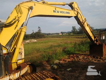 Pistões escavadeira New Holland 130