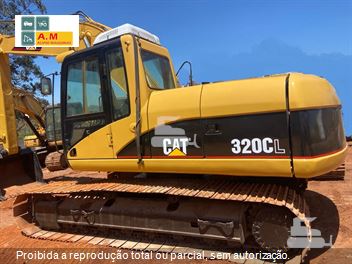 Escavadeira Caterpillar 320CL