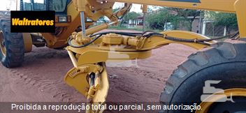 Motoniveladora Komatsu GD555-3