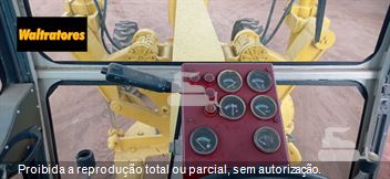 Motoniveladora Komatsu GD555-3