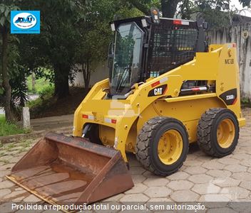 Mini-Carregadeira Caterpillar 236B3