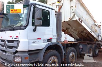 Caminhão Mercedes-Benz Actros 4844 8X4