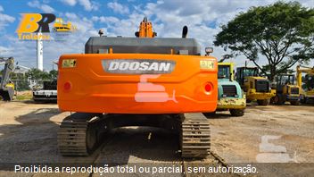Escavadeira Doosan DX340LCA