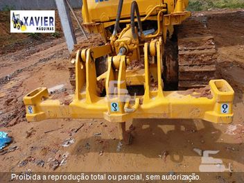 Trator de Esteira Komatsu D65