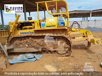 Trator de Esteira Komatsu D65