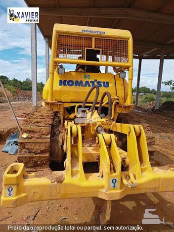 Trator de Esteira Komatsu D65