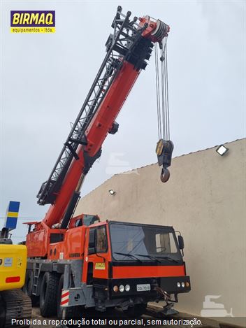 Guindaste Liebherr LTM 1070-1