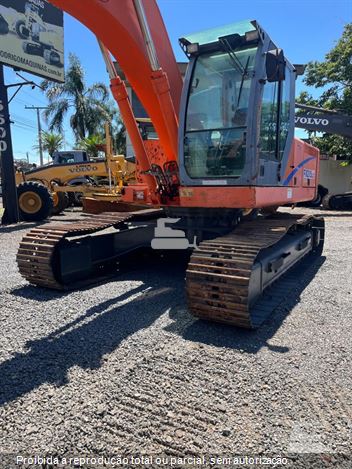 Escavadeira Fiatallis FX215