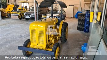Trator Agrícola Agrale 4100