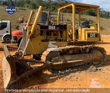 Trator de Esteira Caterpillar D5E
