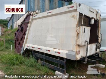 Caixas compactadora de lixo Rodotec ano 2007.