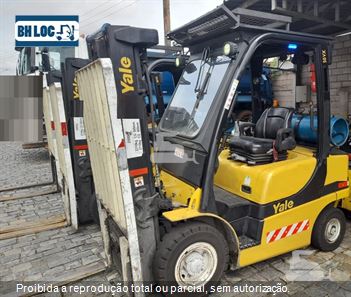 Empilhadeira Yale GP050VX