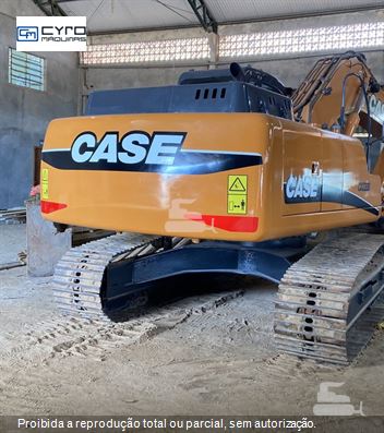 Escavadeira Case CX220B