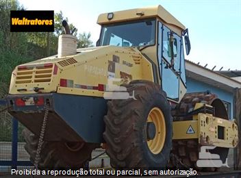 Rolo Compactador Bomag BW 212 D-40