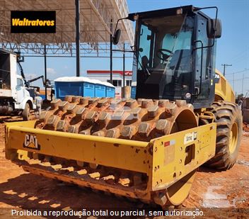 Rolo Compactador Caterpillar CP-54B