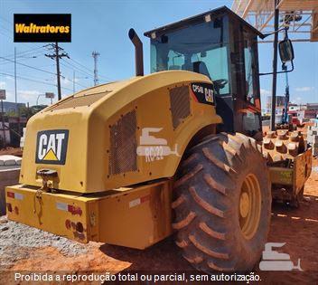 Rolo Compactador Caterpillar CP-54B