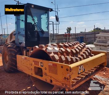 Rolo Compactador Caterpillar CP-54B