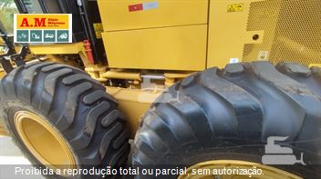 Motoniveladora Caterpillar 140K