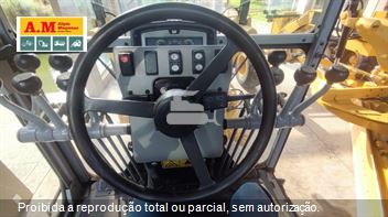 Motoniveladora Caterpillar 140K