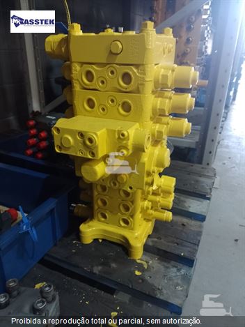 Comando Hidráulico KOMATSU PC 300-8 / PC 350-8.