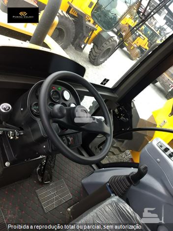 Retro Escavadeira Forza BR FZRT 680