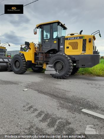 Pá Carregadeira Forza BR FZBR 958