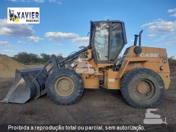 Pá Carregadeira Case W20E