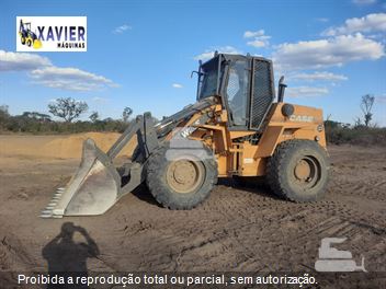 Pá Carregadeira Case W20E
