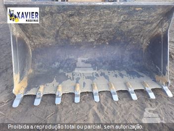 Pá Carregadeira Case W20E