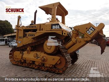 Trator de Esteira Caterpillar D8L