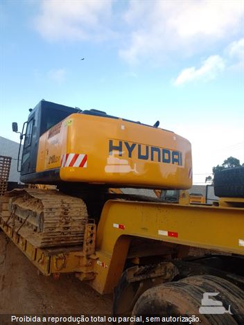Escavadeira Hyundai R210LC-7