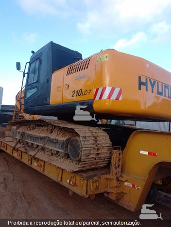 Escavadeira Hyundai R210LC-7