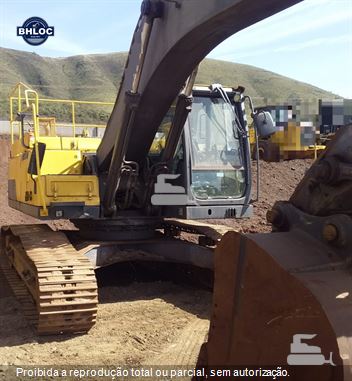 Escavadeira Volvo EC250DL