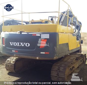 Escavadeira Volvo EC250DL