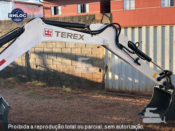 Mini-Escavadeira Terex TC37