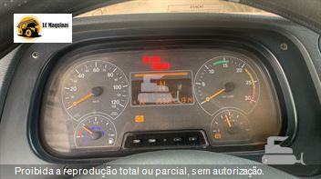 Caminhão Mercedes-Benz Atron 2324 6x2 2p (diesel) (E5)