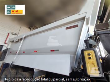 Caminhão Mercedes-Benz Axor 4144 K 6x4 2p (diesel)
