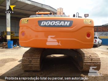 Escavadeira Doosan DX225LC
