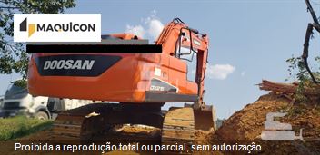 Escavadeira Doosan DX215