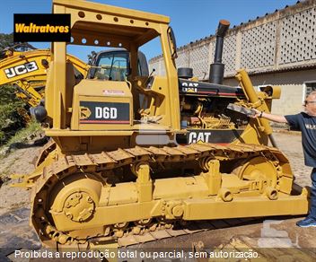 Trator de Esteira Caterpillar D6D
