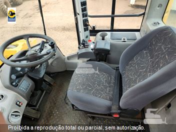 Pá Carregadeira Volvo L90F