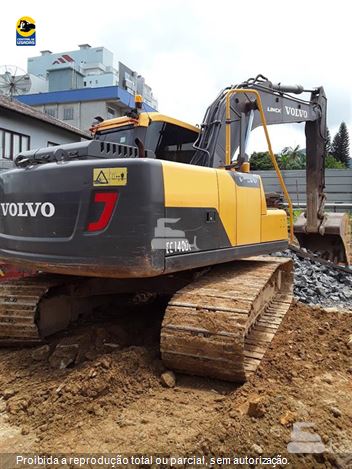Escavadeira Volvo EC140DL