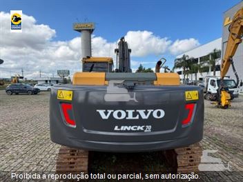 Escavadeira Volvo EC220DL