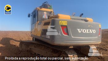 Escavadeira Volvo EC220DL