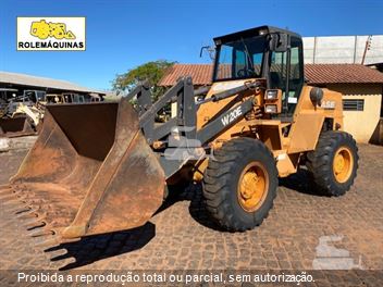 Pá Carregadeira Case W20E
