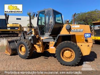 Pá Carregadeira Case W20E